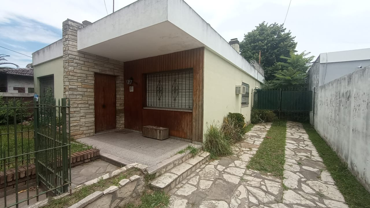 CASA A LA VENTA,  LOS POLVORINES